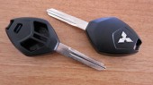 Заготовка ключа зажигания для MITSUBISHI, 2+1 кнопка (kmit039)