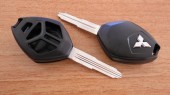 Заготовка ключа зажигания для MITSUBISHI, 3+1 кнопки, Right (kmit040)
