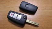 Корпус выкидного ключа для NISSAN, 2+1 кнопка "паника",  БЕЗ ЛОГОТИПА  (kn086)